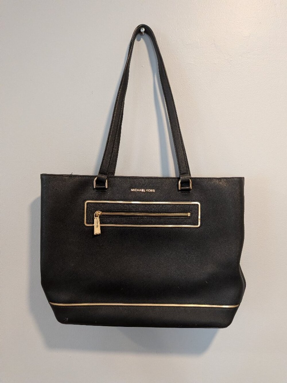 Michael Kors Saffiano Leather Large Black Tote Shoulder bag
